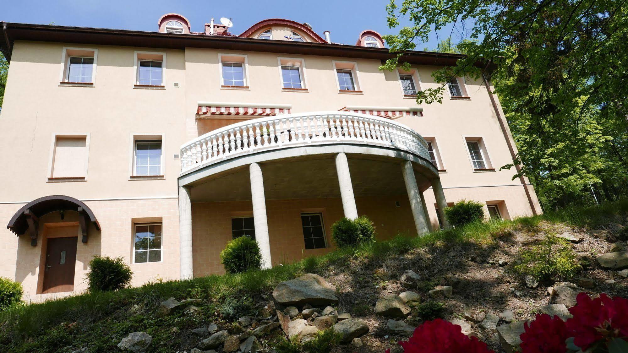 Rezydencja Grawert Boutique & Spa Lądek-Zdrój Buitenkant foto